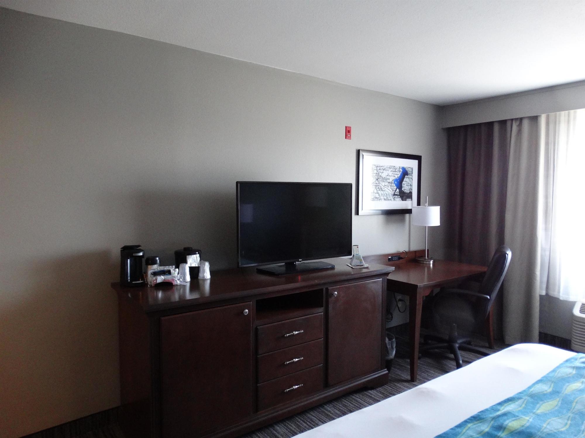 Best Western Wichita Northeast Eksteriør bilde